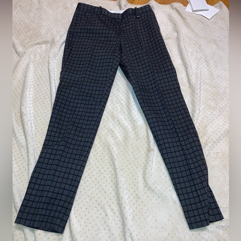 Woman’s dress pants Brooks Brothers size 4 not worn much like new